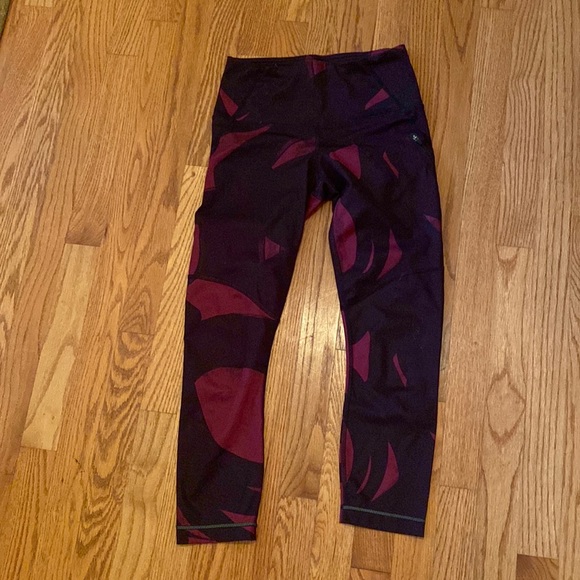 lululemon athletica Pants - Lululemon All Sport Leggings Maroon Dashing Purple Black Size 4
